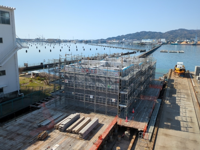 令和５年度［第35-W5905-01号］清水港改修江尻新岸壁新設工事（ケーソン製作工）
